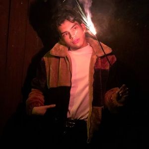 Meet your Posher, Raul